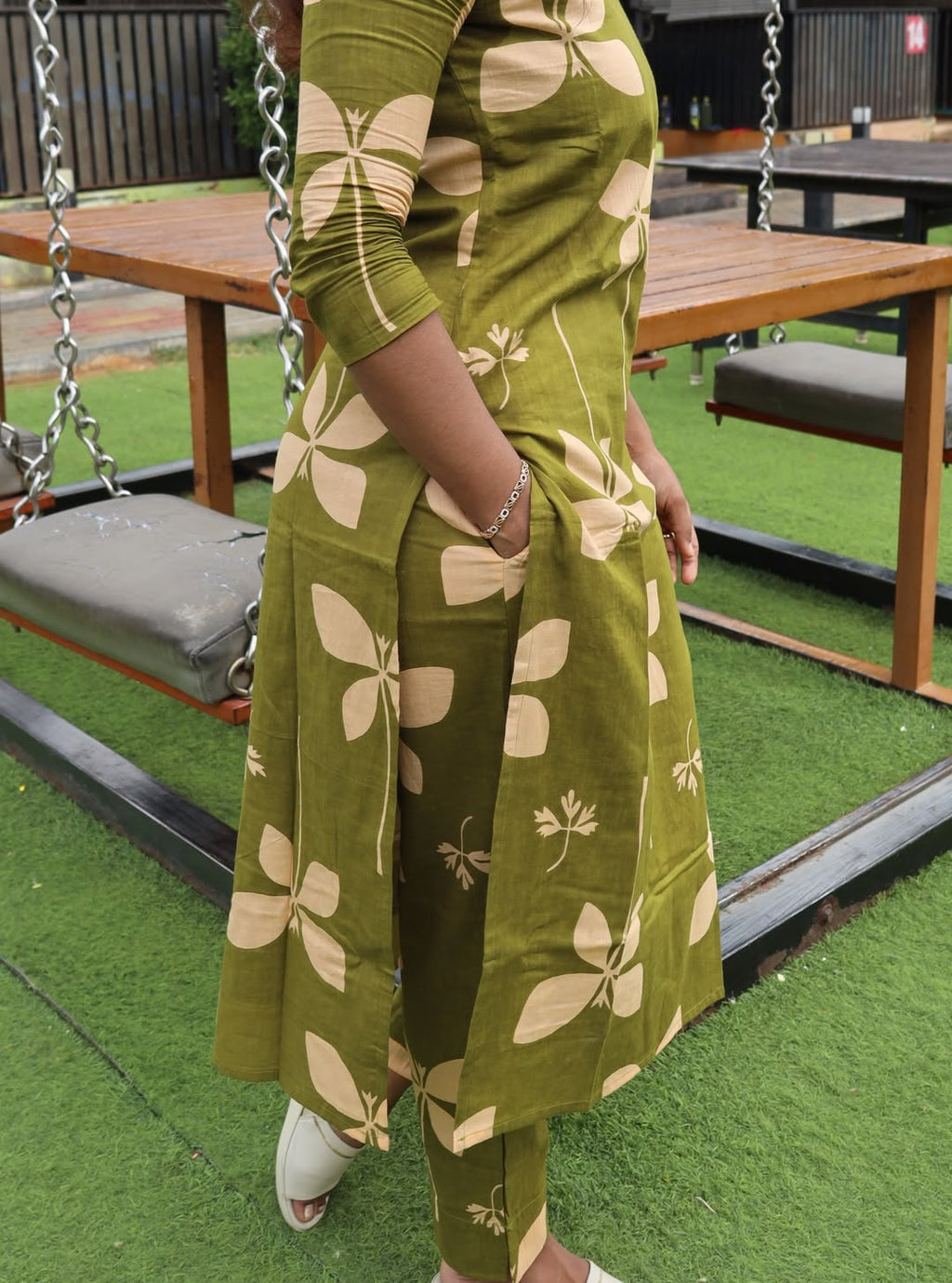 WOMEN’S ELEGANT OLIVE GREEN FLORAL PRINT COTTON CO-ORDS SET