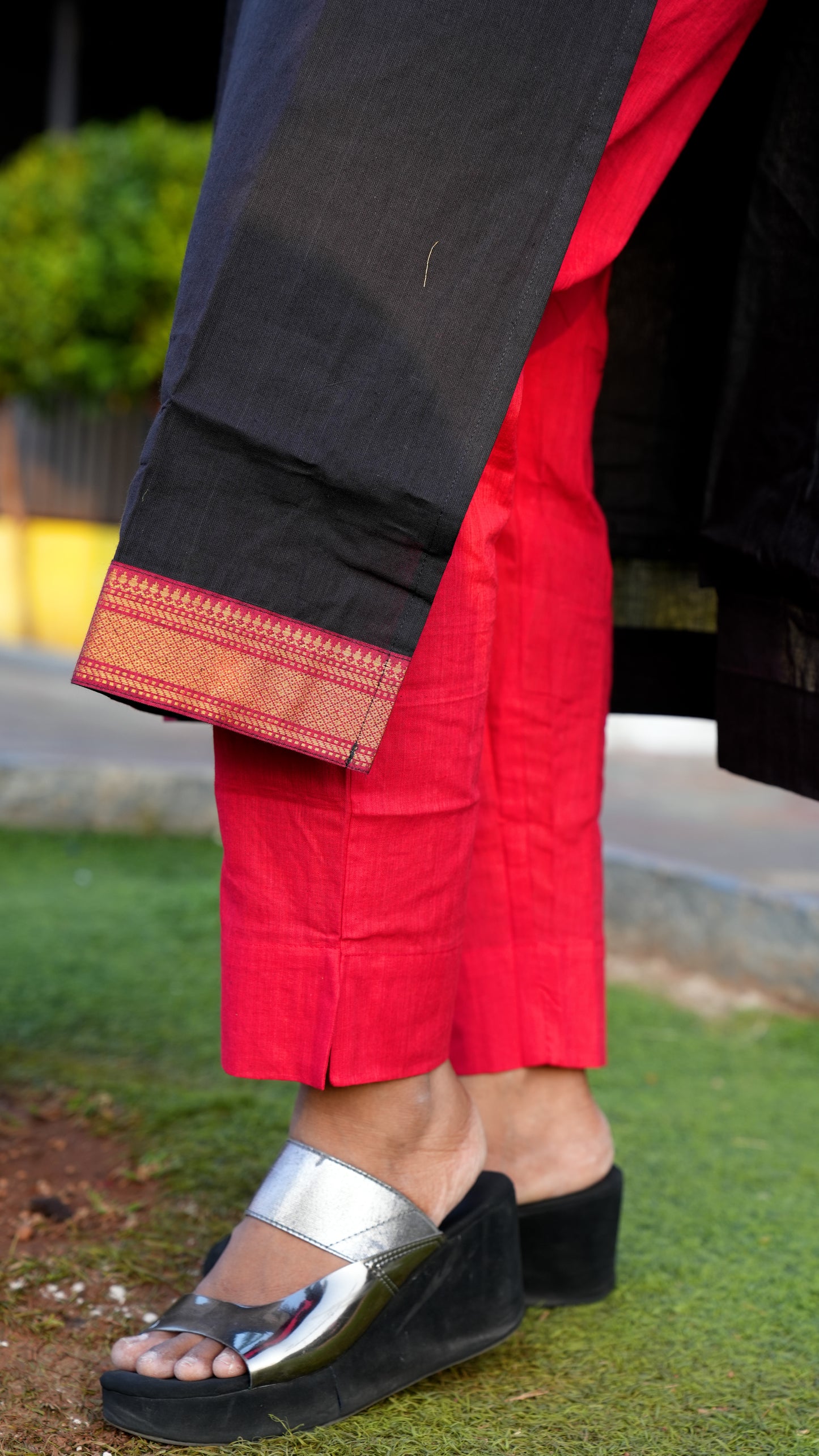 MANGALAGIRI COTTON - BLACK