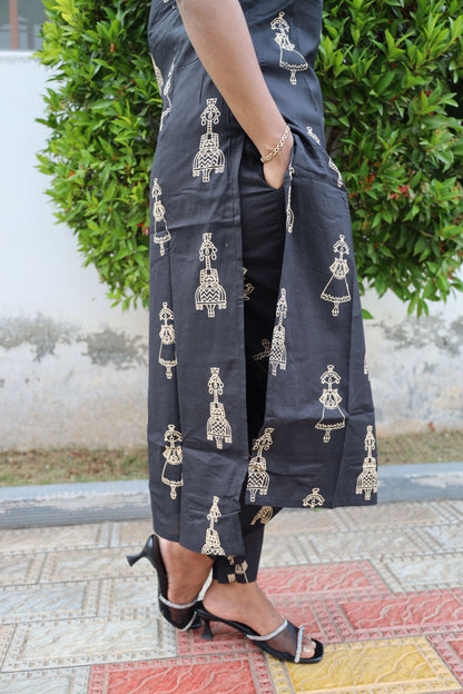 TRADITIONAL BLACK PRINTED CO-ORDS SET WITH ETHNIC MOTIFS