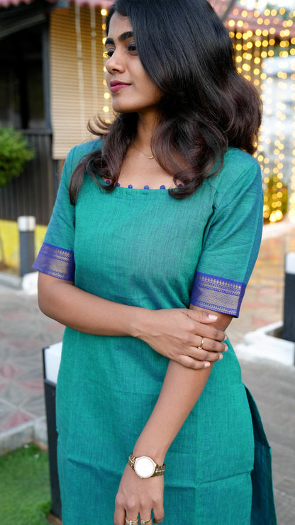 MANGALAGIRI COTTON - PEACOCK BLUE