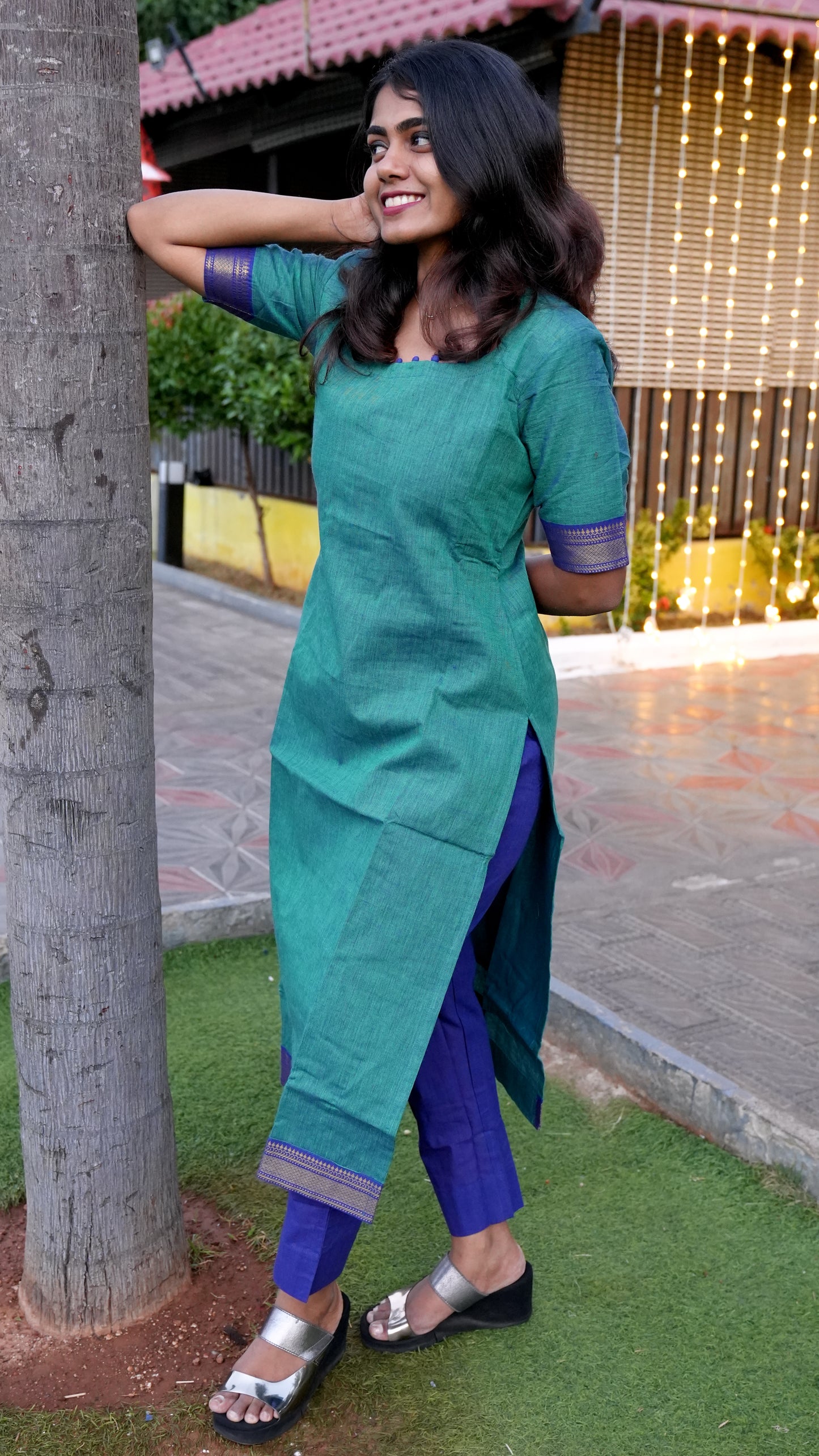MANGALAGIRI COTTON - PEACOCK BLUE
