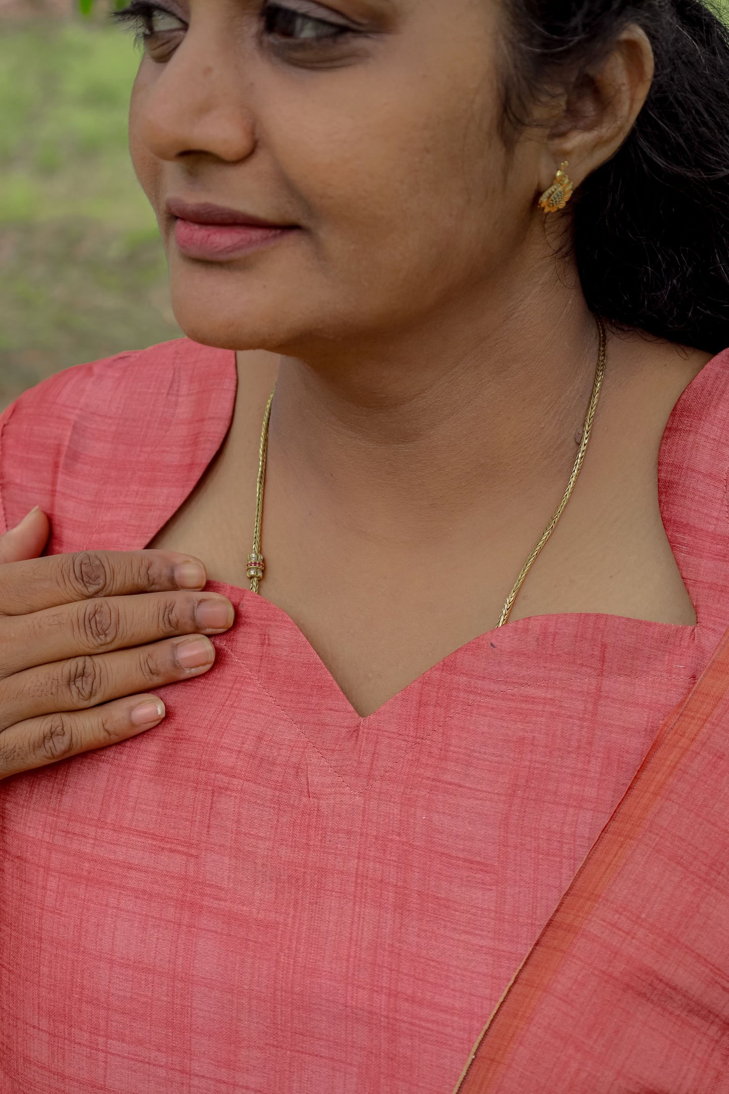 Women's Coral Peach Straight Kurta with Zigzag Printed Dupatta Set