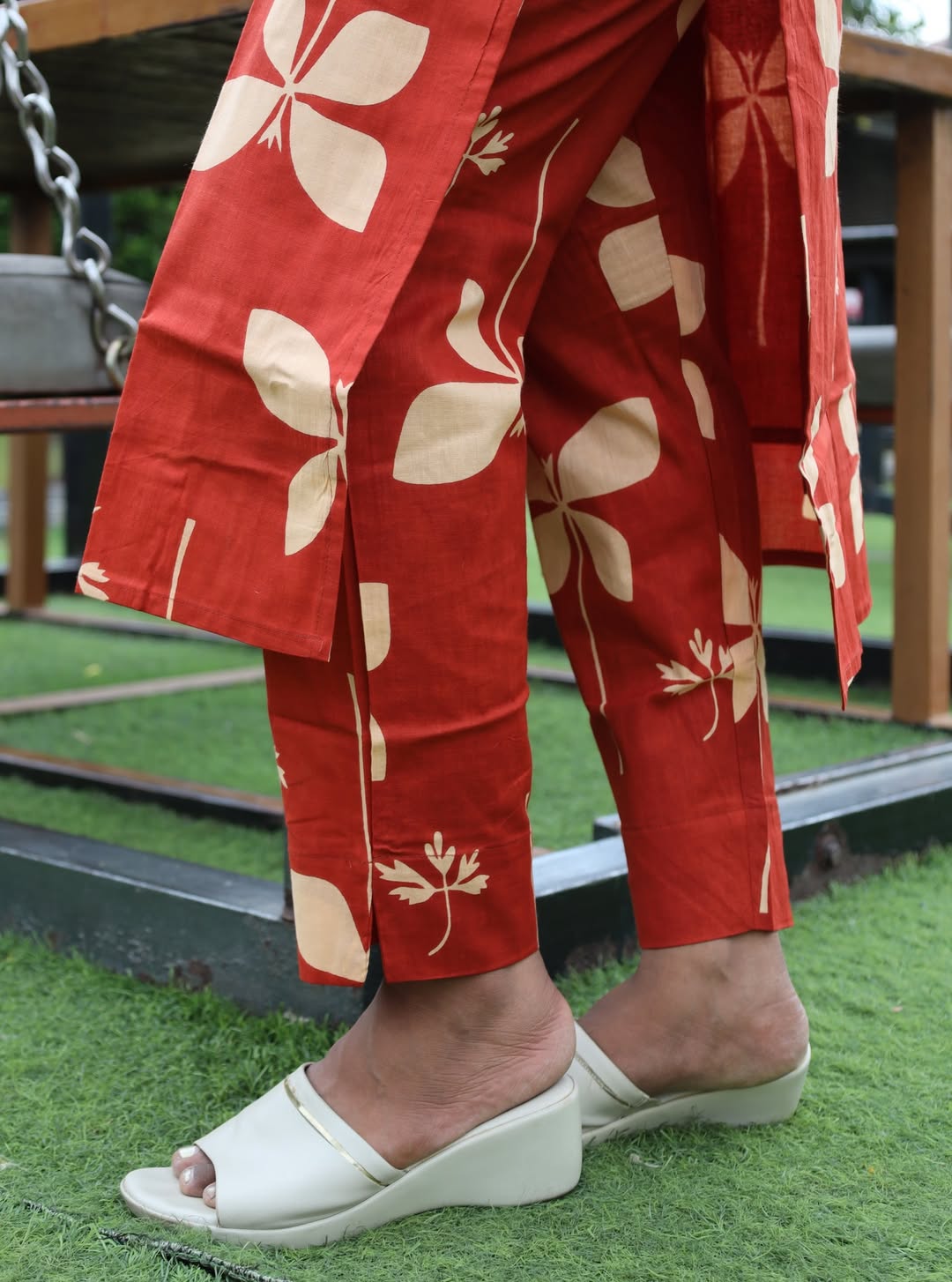 WOMEN’S ELEGANT RUST ORANGE FLORAL COTTON CO-ORD SET