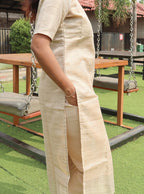 WOMEN’S ELEGANT BEIGE TEXTURED KURTI SET WITH DESIGNER KEYHOLE NECK