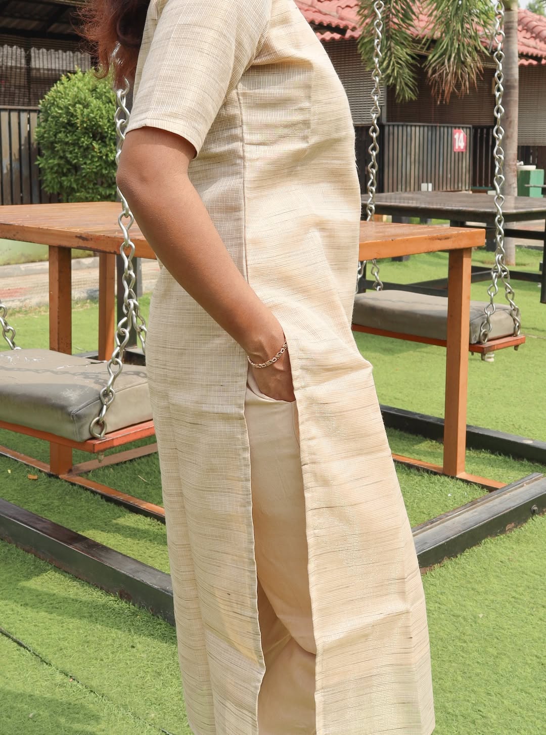 WOMEN’S ELEGANT BEIGE TEXTURED KURTI SET WITH DESIGNER KEYHOLE NECK