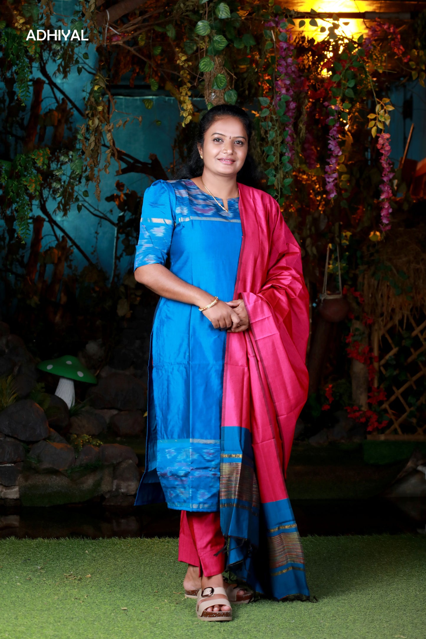 Poochampally Royal Blue Straight Cut Kurti with Pink Dupatta Set for Women