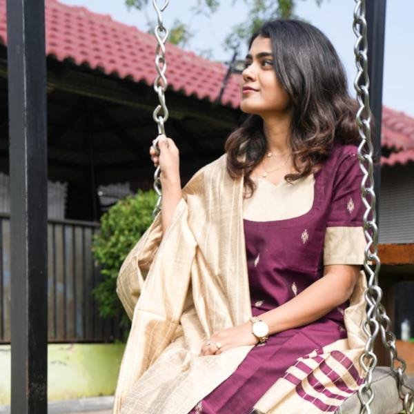 WOMEN’S ELEGANT WINE KURTI SET WITH DUPATTA